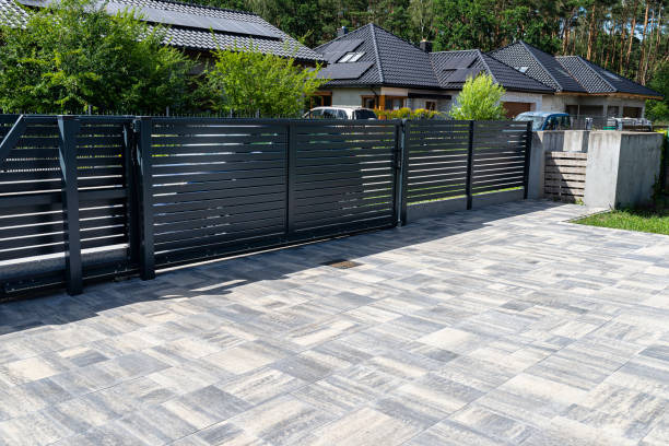 Best Local Driveway Pavers  in Crestwood, KY